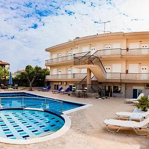 Aparthotel Brother's House Kallithea (Chalkidiki)