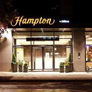 Отель Hampton By Hilton East Side Gallery